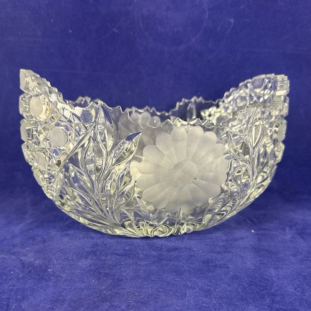 Vintage Clear Crystal Floral Bowl Scalloped Rim Frosted Daisy Free Shipping